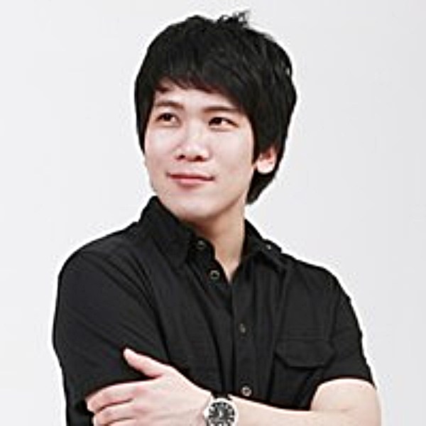 Governor Murphy Celebrates Summer Interns Including Graduate Students Awn Rizvi and Nashia Basit