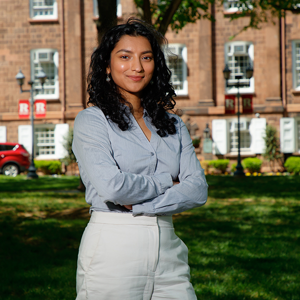 Bridging Technology and Policy Through Public Service